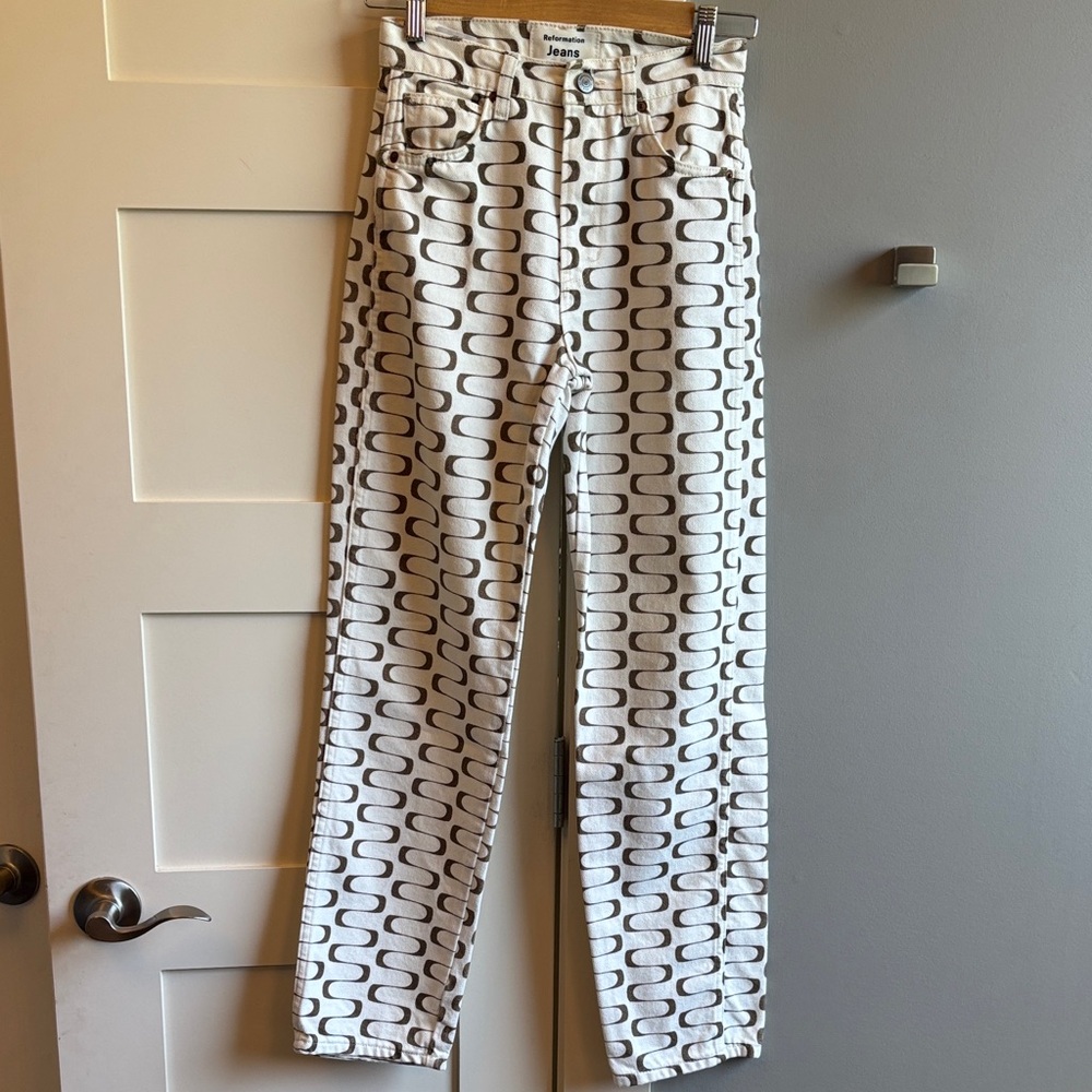 Reformation Mod High Rise Straight Jeans 23 off white brown graphic pattern